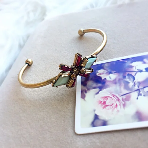 Mint and magenta cuff bracelet - Picture 2 of 5